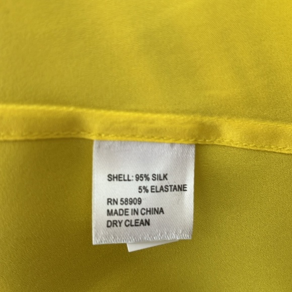 Antonio Melani Women’s Canary Yellow Silk Blouse Size Small - Picture 5 of 7